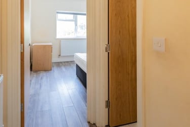 1 bed house, Cyril Crescent, Adamstown, Cardiff, CF241DQ - Image 6